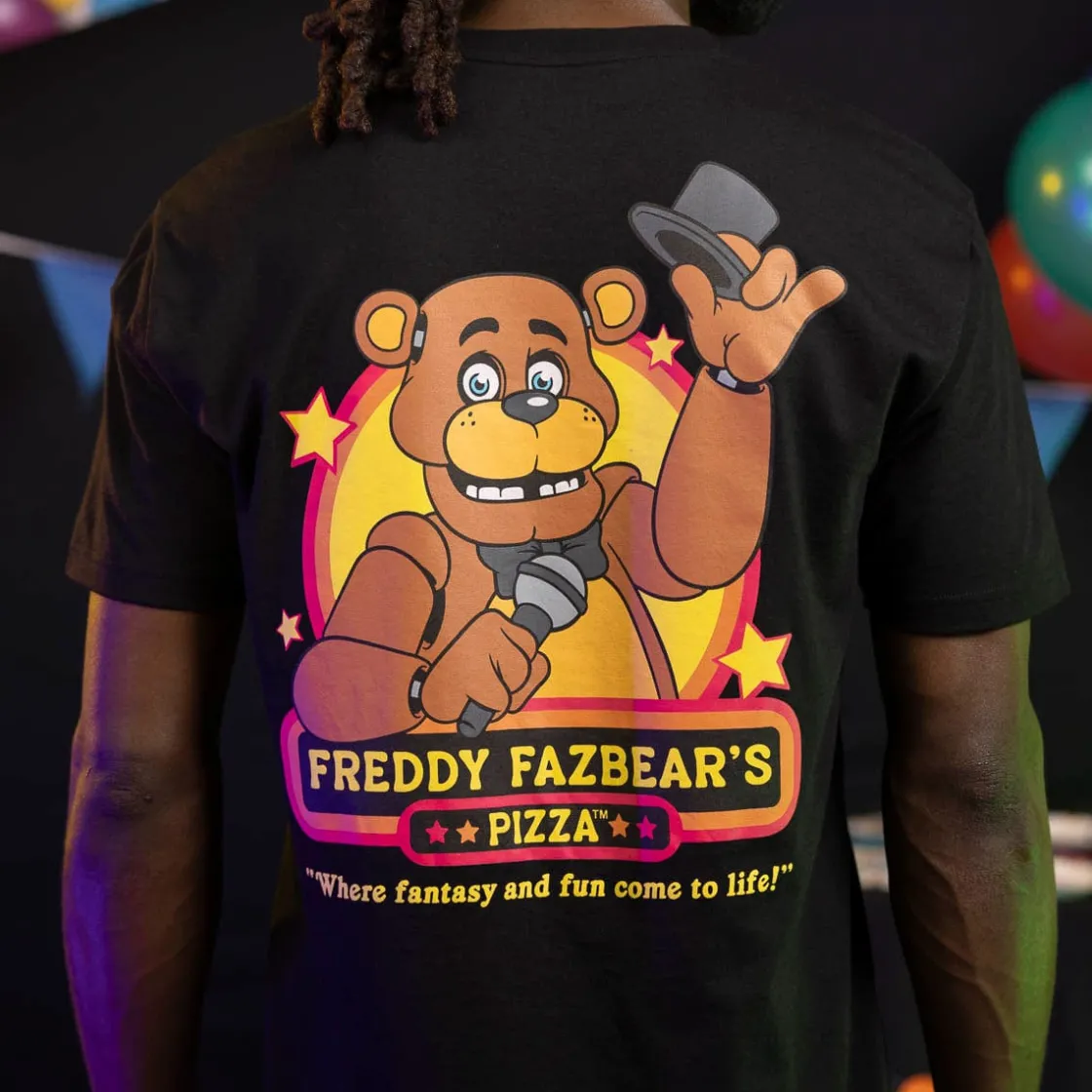 Five Nights At Freddy's|Tees|Five Nights at Freddy's Five Nights at Freddy's "Freddy Fazbear's Pizza" – Crewneck Tee
