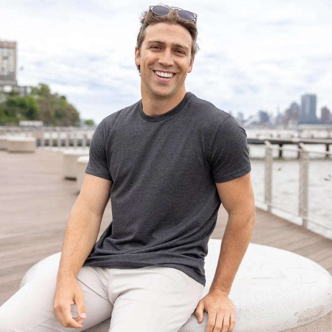 T-shirts|Athletic Wear|RSVLTS Heather Black – Crewneck Tee